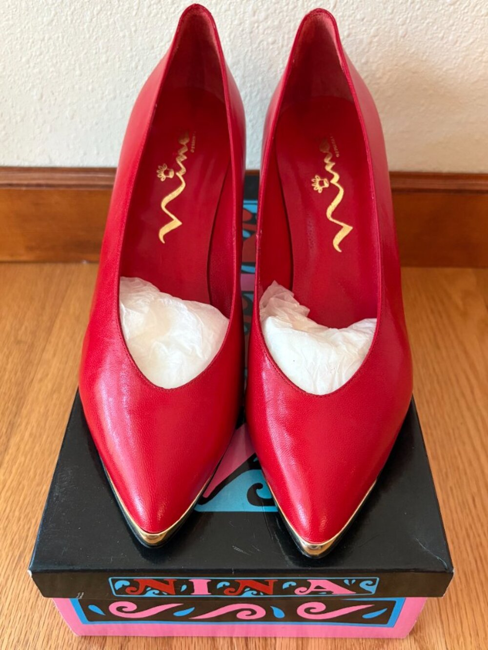 NWT Vintage 90s Nina Red Leather Gold Tip Pumps Pointed Toe Sz 8.5 Made in Spain